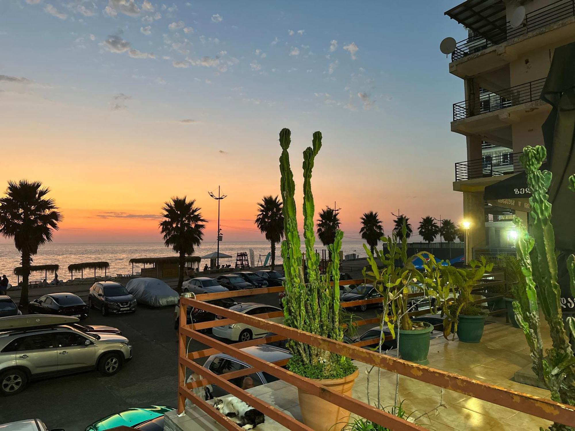 Blue Apartment ゴニオ エクステリア 写真